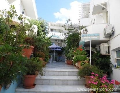 HOTEL ALEXANDRAS 2*, частни квартири в града Paros, Гърция - HOTEL ALEXANDRAS 2*, Paros